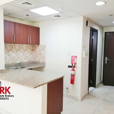 Studio Apartment Dubái Exterior foto